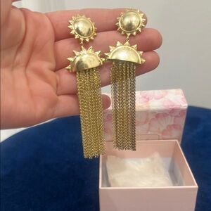 kendra scott chic Gold Sunburst Tassel Earrings
